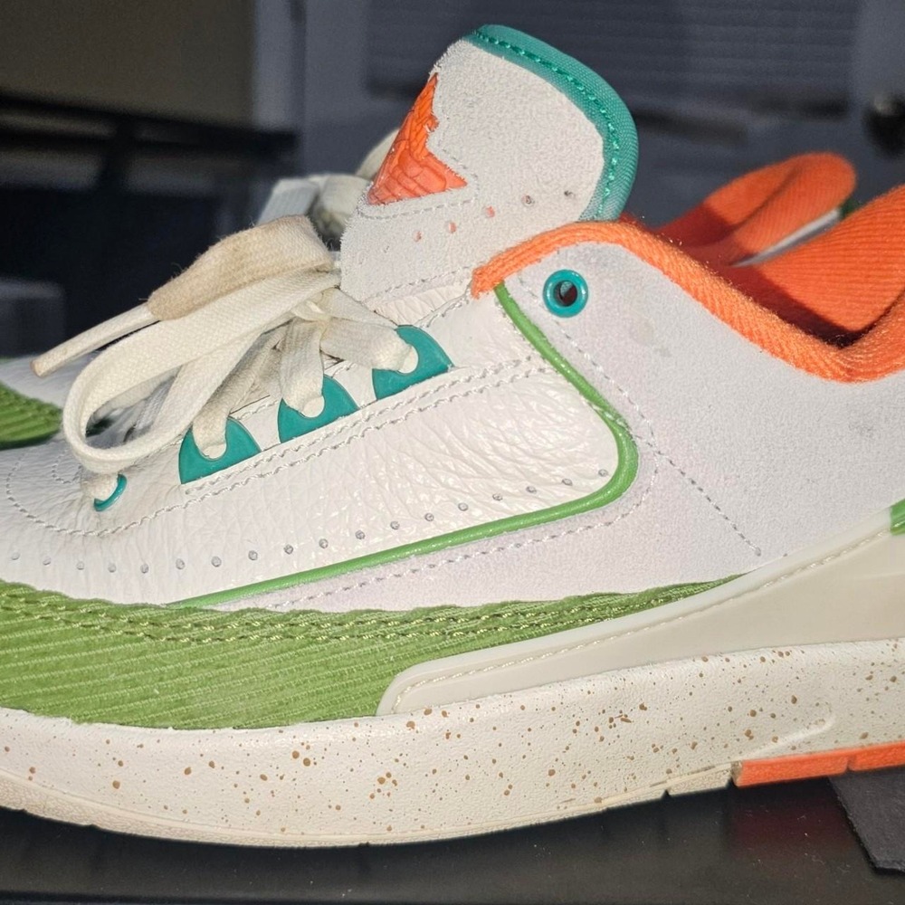 Air Jordan 2 Retro Low GS‎ Suns White Green Orange DV6206-183 Size 5.5 Good